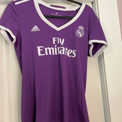 Womens Real Madrid Jersey for Sale in Brentwood CA OfferUp