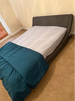 Queen Bed Frame (Gray)