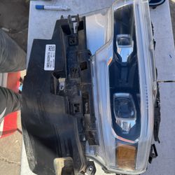 Dodge Ram 1500 Left Headlight Lid Oem