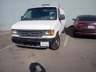 2005 Ford E-150