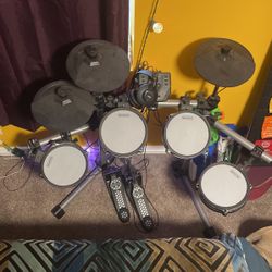 SD 3500 Simmons Drumset 