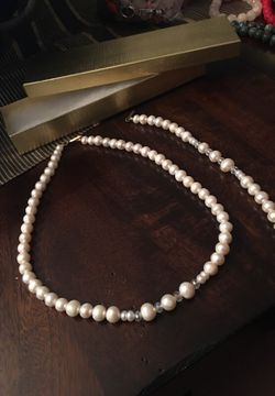 Genuine pearl bracelet & necklace set