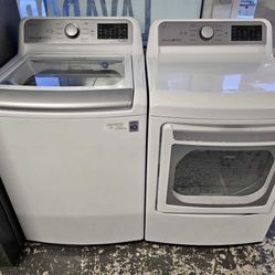 LG washer and dryer set For Sale