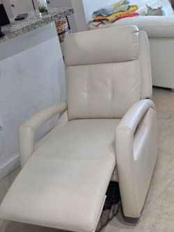 Mueble reclinable