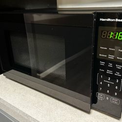 Hamilton Beach HB54BK100112161 0.9 cu. ft. Countertop Microwave 