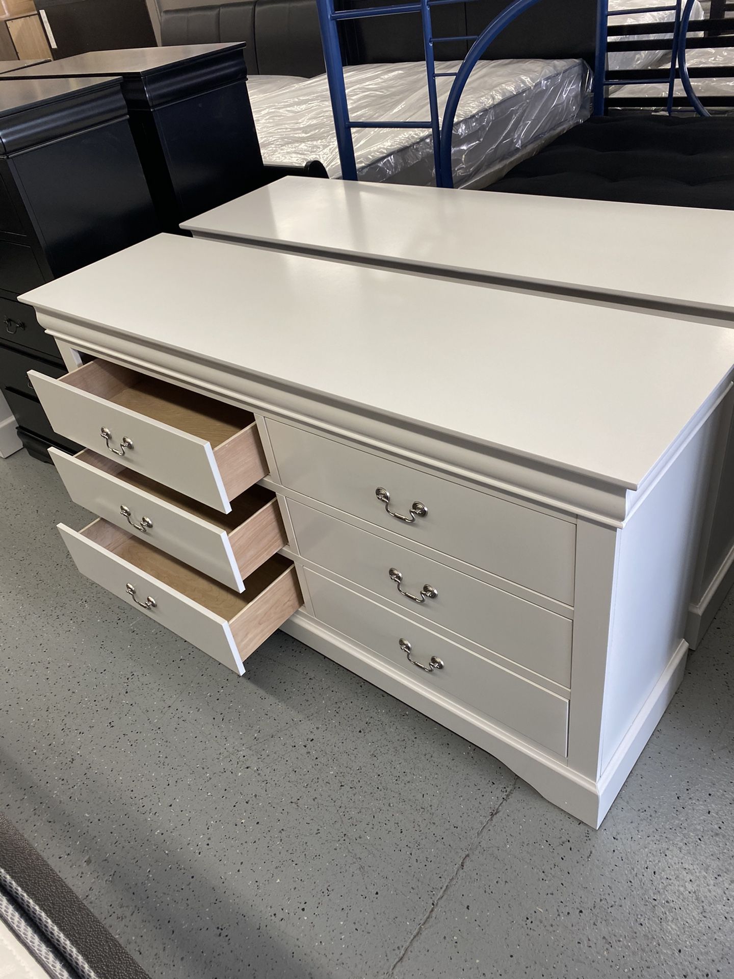 Furniture mattress- π₯sectional ( POWER USB)π₯