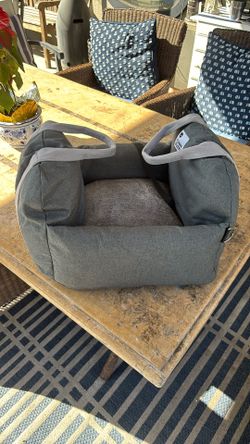 Funny Fuzzy Dog Portable bed and car seat new