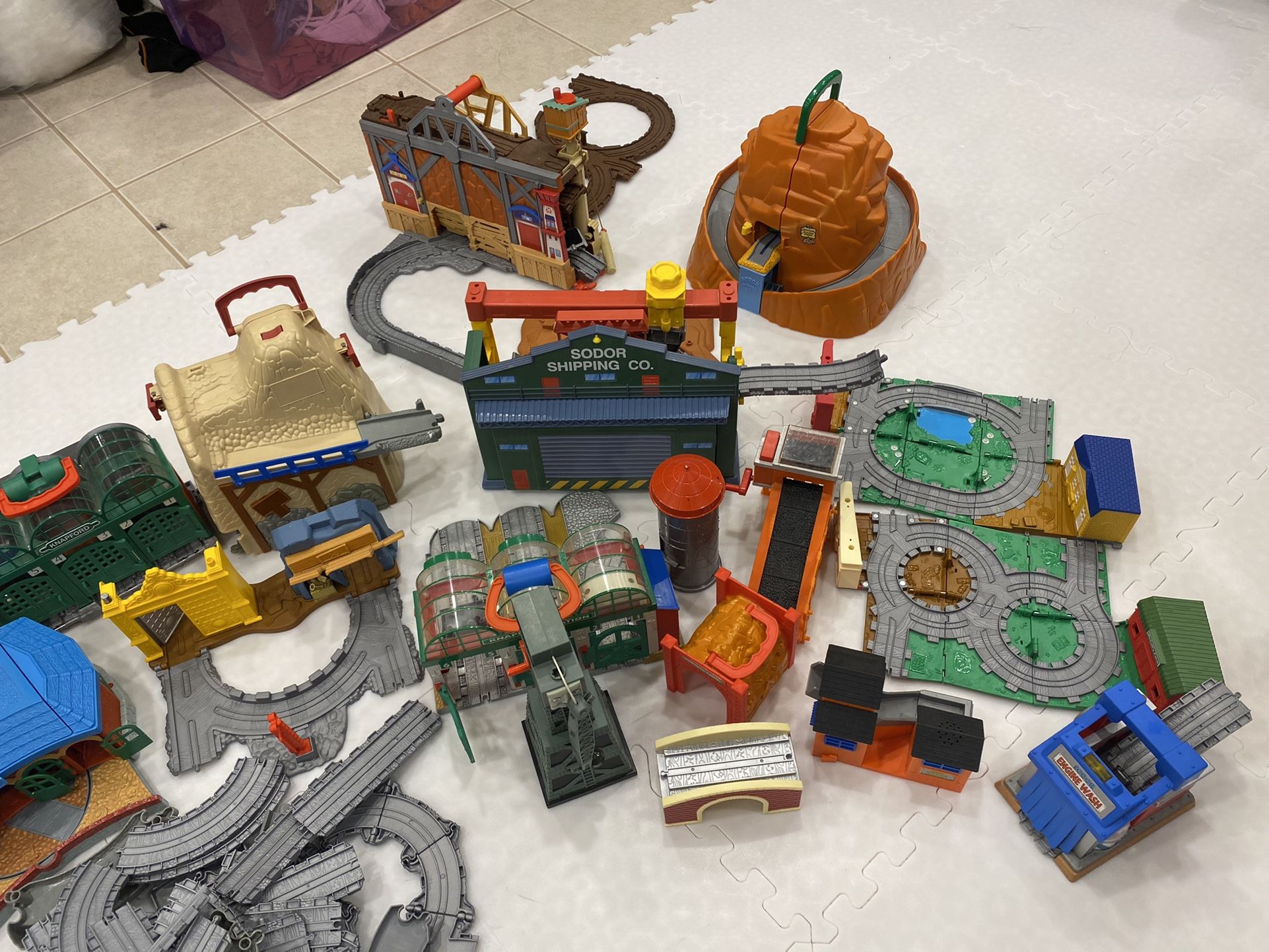 Huge Lot Of Thomas The Train Sets