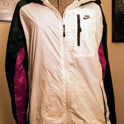Nike Men’s Lightweight Jacket Windbreaker  