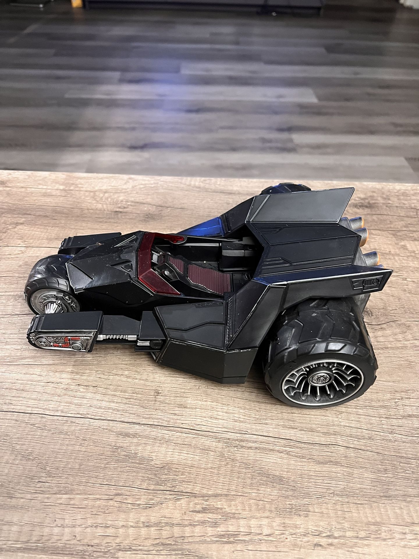 McFarlane Toys The Bat Raptor (DC Multiverse) Vehicle