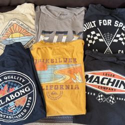 Men's shirts Size Med All For $12