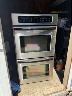 Double gas oven works perfectly