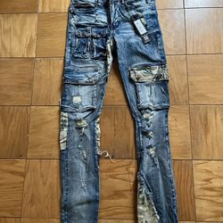 Size: 30