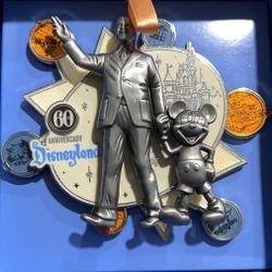 Limited Edition Disneyland 60th Anniversary Walt & Mickey Jumbo Pin