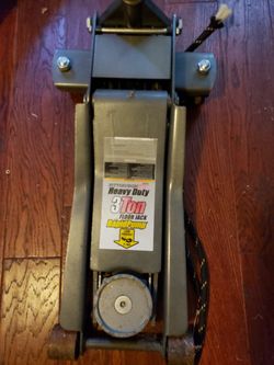 Pittsburgh Heavy Duty 3 Ton Ultra Low Profile Floor Jack