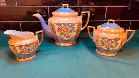 Stunning antique-vintage Takito Lusterware from Japan tea set