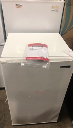 Magic Chef 3.3 ft Refrigerator
