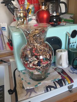 Large jewelry jar vintage mod