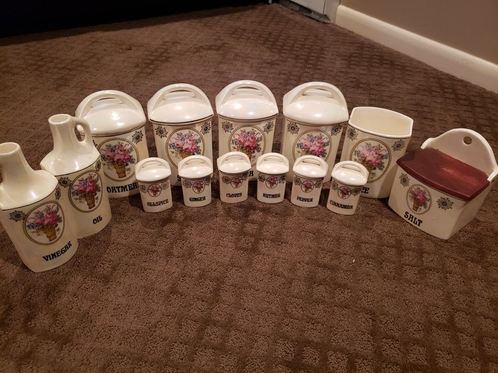 1920s Gerda Pearl Luster Czech Canister Set