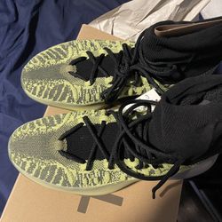 Yeezy Bsktbl Size 9.5 