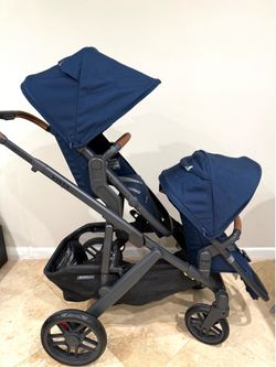 Like new Uppababy vista v2 double stroller Noa navy blue