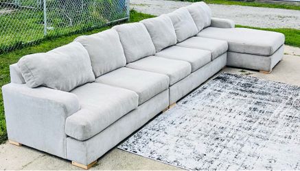 Sectional FREE DELIVERY AVAILABLE