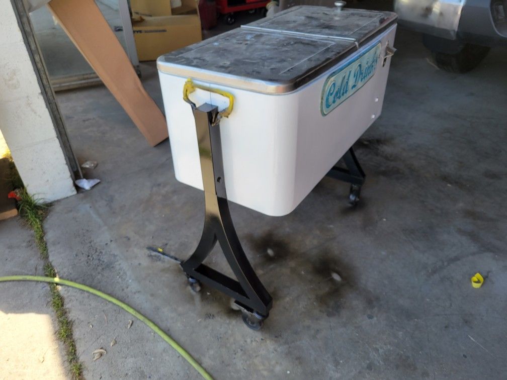 Ice Chest Vintage 200 Dlls