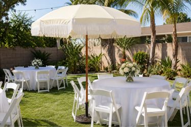 Fringe umbrellas for your party !