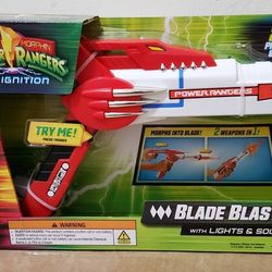 Mighty Morphin Power Rangers Re-Ignition Blade Blaster Lights Sounds NIB