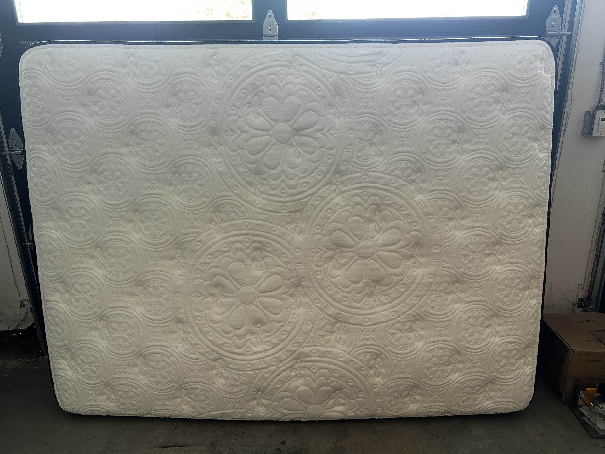 Kingsdown Queen Matress