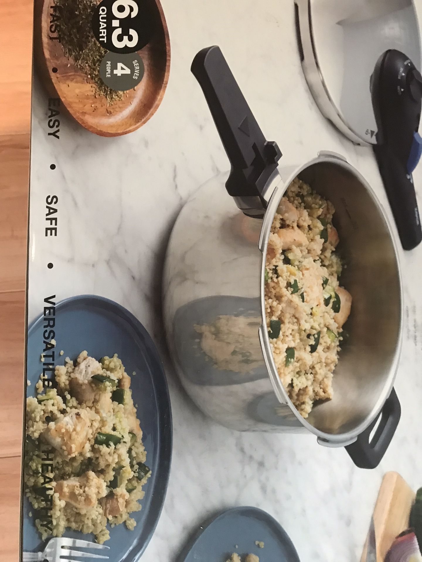 Zavor Stainless Steel Preeshure Cooker 6.3 Q Brand New Never Open