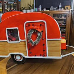 Carismas Camper. The measurements are 16x9