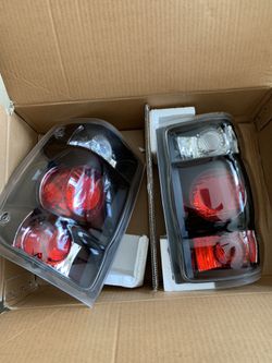 Rear Lamp For 98/00 Ford Ranger