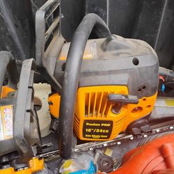 Used Chain Saw In Great Condition 