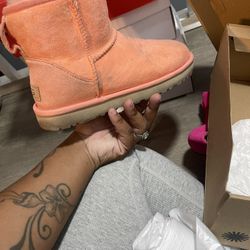 Womens uggs 