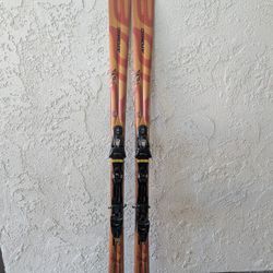 Skis