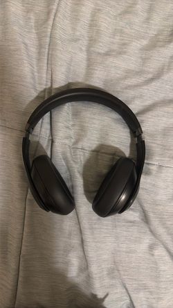 Beats Studio Pro