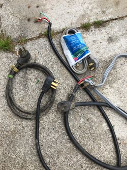 Range and dryer electrical plugs and pigtails