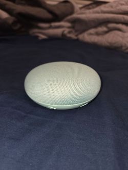 Google Home Mini Smart Speaker with Google Assistant