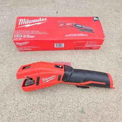 Milwaukee 12V Copper Tubbing Pipe Cutter