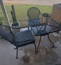 Bistro patio set