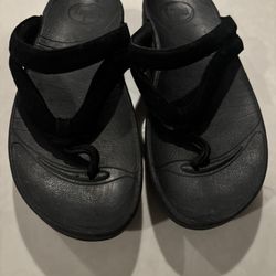 Fitflop Black Sandals Women’s Shoe SZ US 6