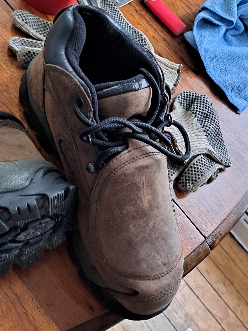 New Steel Toe Boots