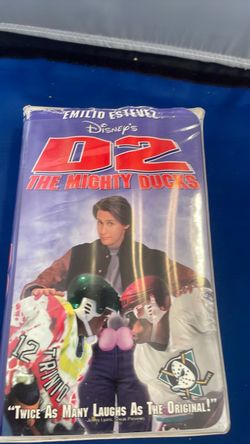 D2: The Mighty Ducks VHS Disney