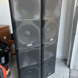 QSC KW 152 Speakers $850 per speaker (6 available)