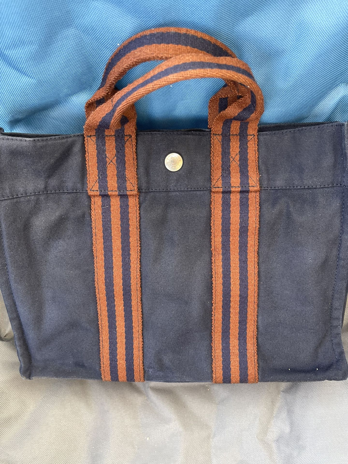 HERMES Fourre Tout PM Tote Bag for Sale in West Covina, CA - OfferUp