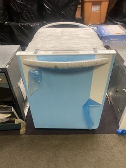 Brand-New Dishwasher working