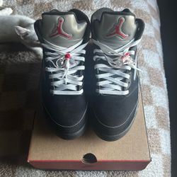 Jordan 5 Metallic