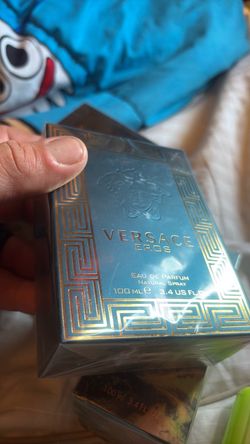 Men’s cologne