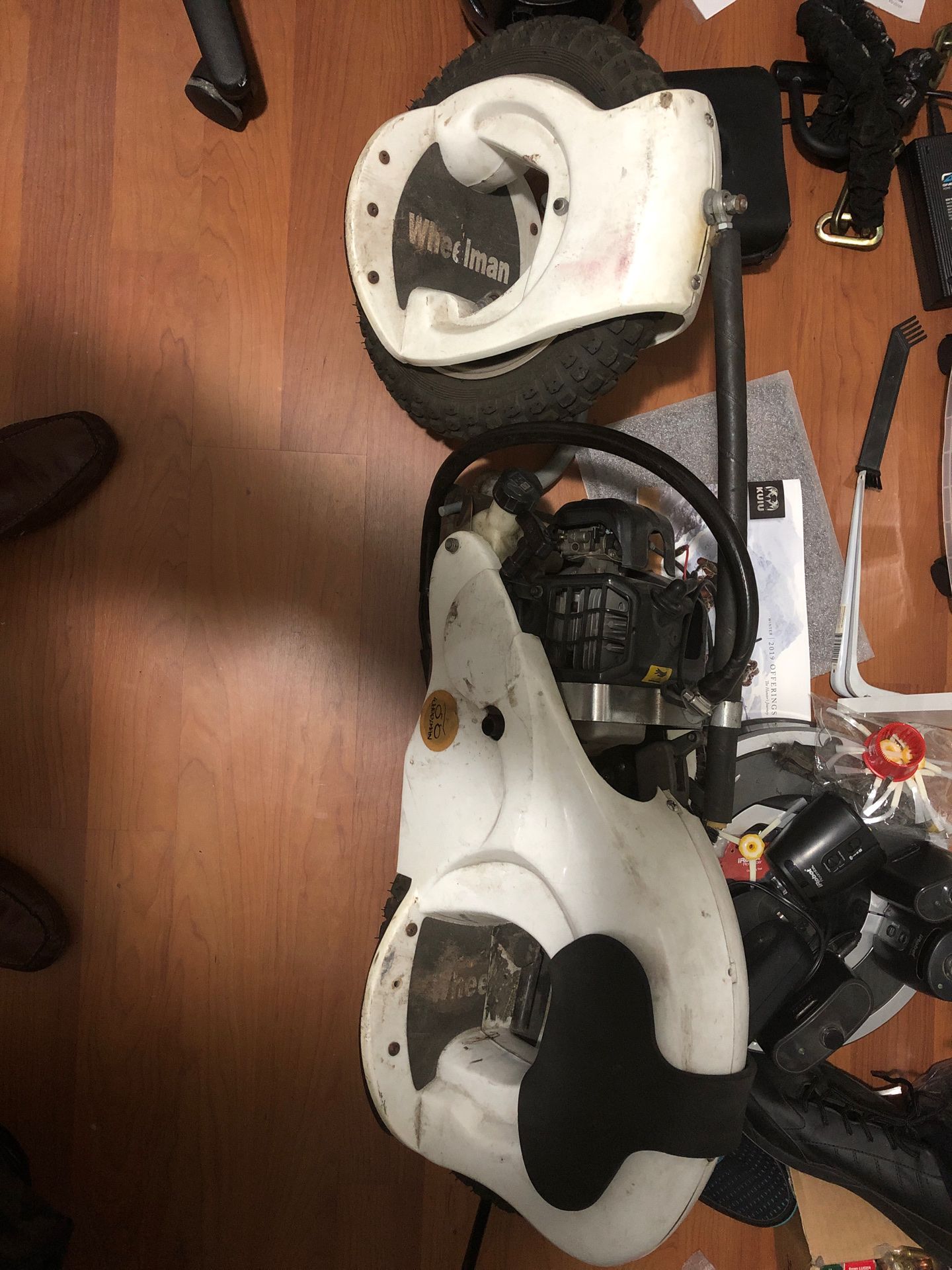 Wheelman “bush pig” 2 wheel on or off-road motorized skateboard